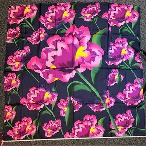 NWT Very Vollbracht Floral Silk Scarf 42” purple navy blue accessory